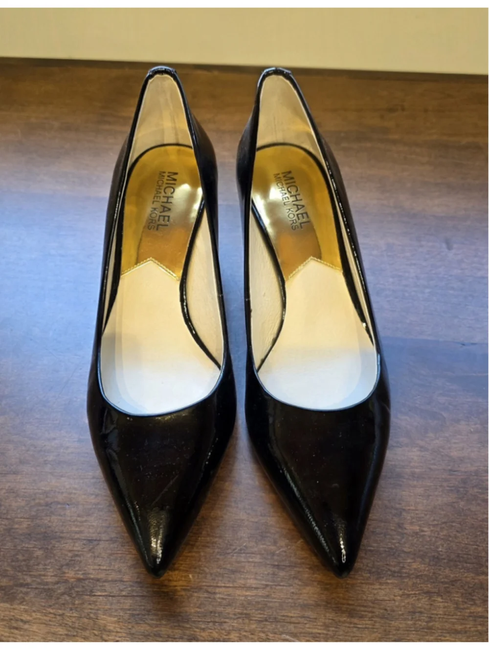 Michael Kors Black Patent Leather Pointed Toe MK Flex Kitten Heel Sz 7